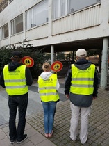 Turvary:n ja Hem och Skola rf:n koordinoima liikkenneturvallisuusviikon tapahtuma toteutettiin vapaaehtoisten vanhempien toimesta. 